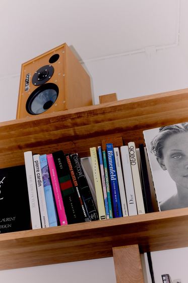 Cherry wood shelving by Derya Arpaç, detail. Photo Staffan Sundström